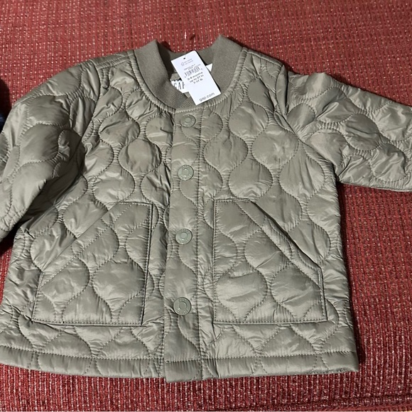 — - Picture 2 of 8